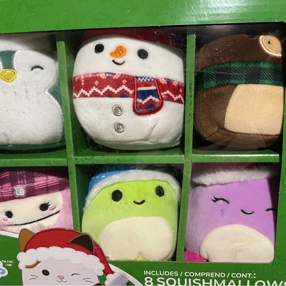 Squishmallows Limited Edition Christmas 2024 Set of Eight Ornaments - Picture 7 of 7